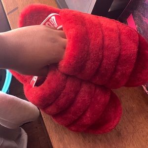 UGG AUSTRALIA BRAND SLIDES